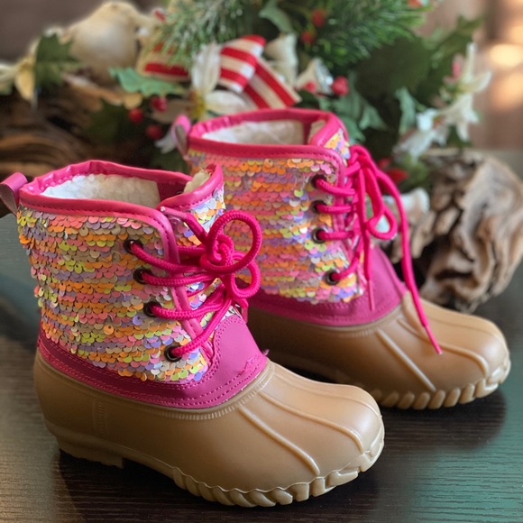 NEW**KIDS SEQUIN LACE UP DUCK BOOTS - Picture 3 of 4